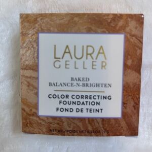NWT! Laura Geller Color Correcting Foundation - Medium